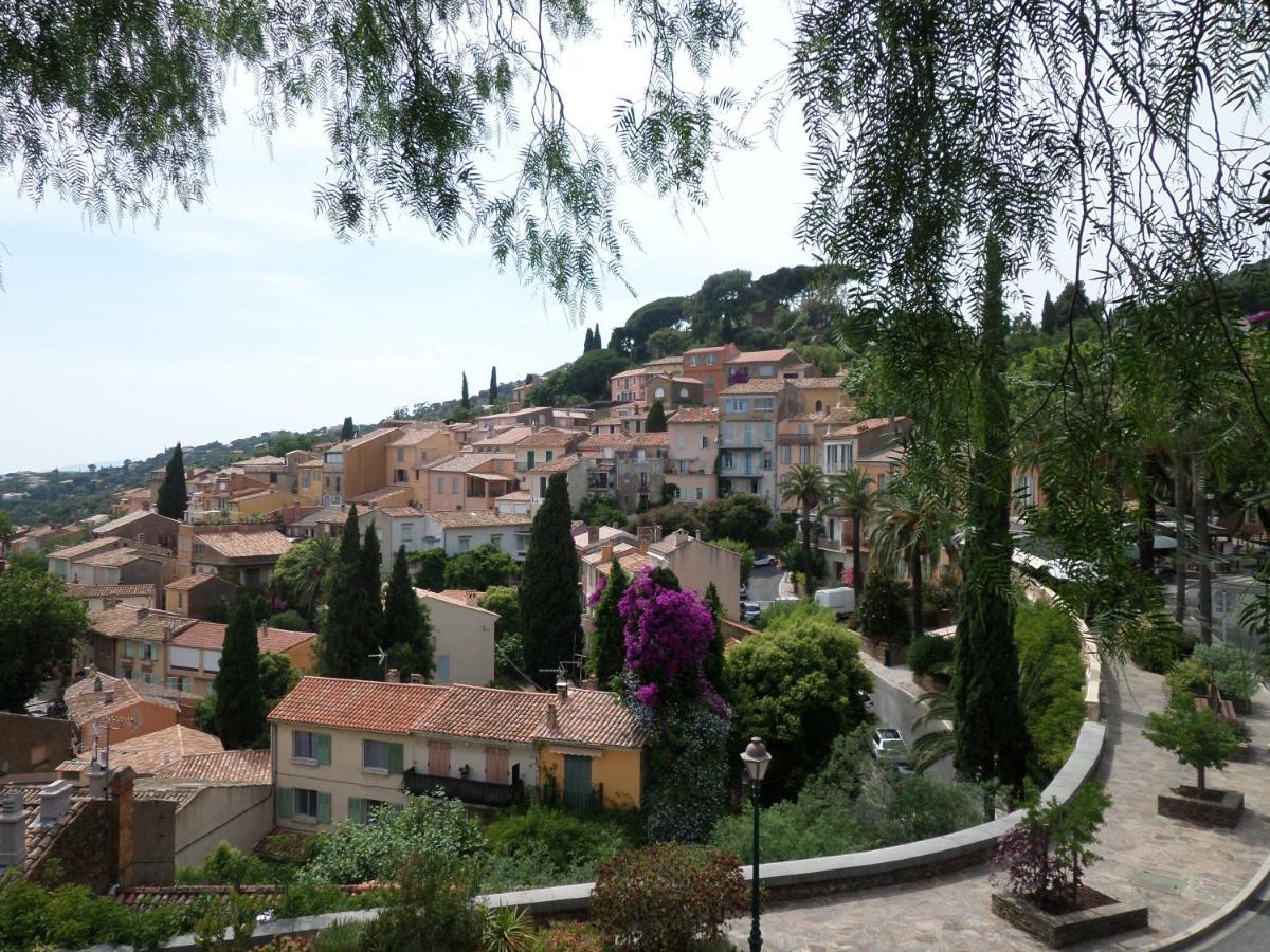 T2 Terrasse, Bormes Les Mimosas La Faviere, 5 Pers, 5 Mn A Pieds Des Plages Et Commerces Luaran gambar