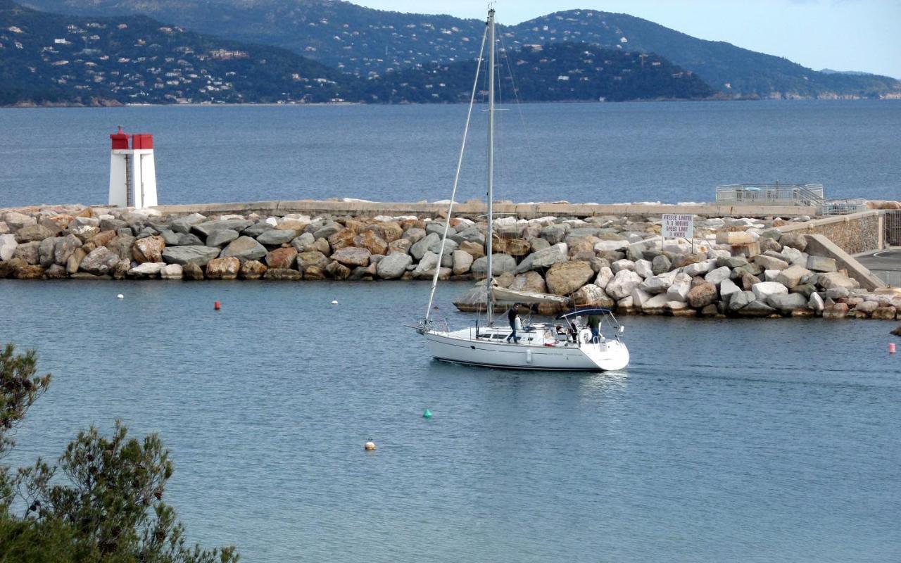 T2 Terrasse, Bormes Les Mimosas La Faviere, 5 Pers, 5 Mn A Pieds Des Plages Et Commerces Luaran gambar