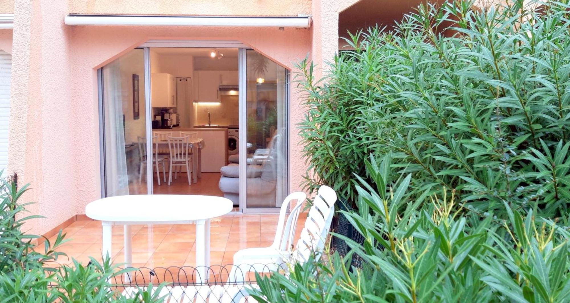 T2 Terrasse, Bormes Les Mimosas La Faviere, 5 Pers, 5 Mn A Pieds Des Plages Et Commerces Luaran gambar